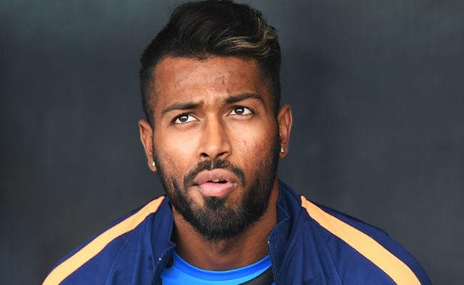 पांड्या ने आरोपों को किया खारिज, कहा फर्जी अकाउंट से किया गया विवादित ट्वीट