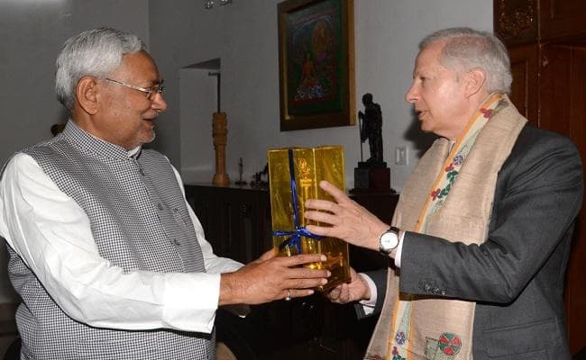 बिहार : मुख्यमंत्री नीतीश कुमार से मिले भारत में अमेरिका के राजदूत केनिथ जस्टर