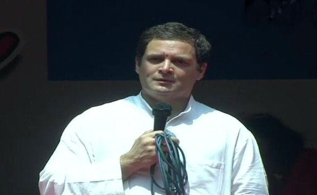 सोशल मीडिया पर फिर ट्रोल हुए राहुल गांधी, छात्रा के सवाल पर लोगों ने घेरा : VIDEO