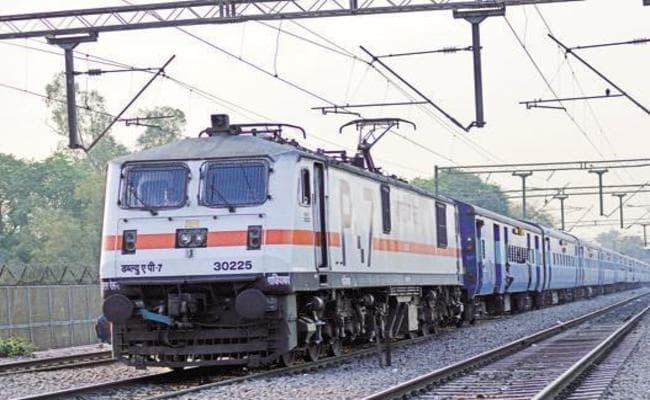 रेलवे की संपत्तियों पर नजर गड़ाना नहीं होगा अब आसान, अंतरिक्ष से होगी सुरक्षा