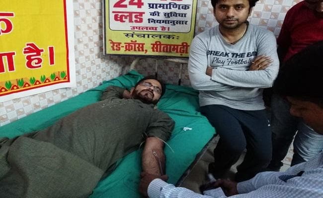 मुसलमान के रक्तदान से बची हिंदू महिला की जान, क्लब का गठन कर 37 वर्ष से कर रहे रक्तदान
