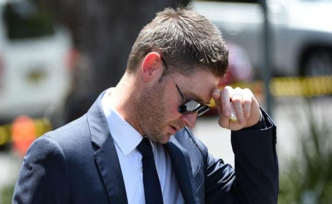 Ball Tampering पर माइकल क्लार्क की जनता से अपील, स्मिथ को माफ कर दें