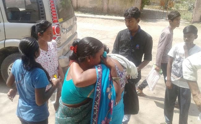 हजारीबाग में सीआरपीएफ जवान समेत तीन की मौत, गांव में मातम पसरा