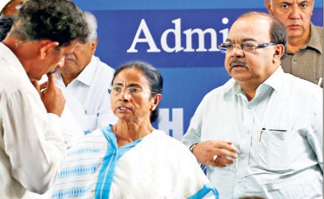 बोलीं ममता बनर्जी- धर्म के नाम पर गुंडागर्दी बर्दाश्त नहीं, क्या राम ने कभी तलवार हाथ में लिया था ?