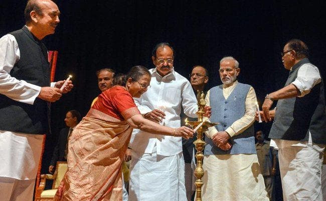 राज्यसभा के दो साल में सेवानिवृत्त हुए 60 सदस्यों को किया गया सम्मानित