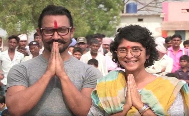 आमिर खान का सरप्राइज ''महाभारत'' नहीं ''पानी'', ज्योतिबा फुले के गांव से फेसबुक लाइव पर कही यह बात...!