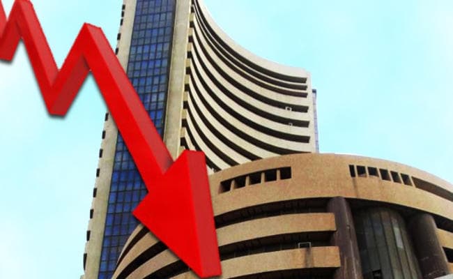 सेंसेक्स 206 अंक टूटा, वित्त वर्ष 2017-18 में दर्ज किया 11.30 प्रतिशत का लाभ