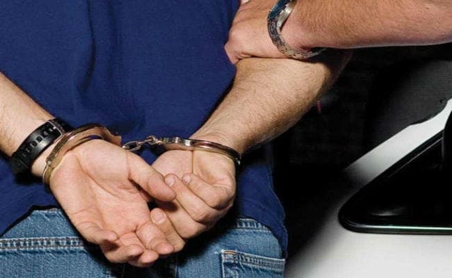 रांची : लोहरदगा के भाजपा नेता पंकज गुप्ता हत्याकांड का शूटर मेदुल हुआ अरेस्ट, हड़बड़ी में बिना देखे मारी थी गोली