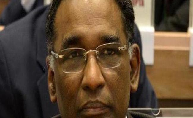 जस्टिस चेलामेश्वर ने केंद्र के हस्तक्षेप पर जतायी आपत्ति, CJI से पूर्ण पीठ बुलाने का किया अनुरोध