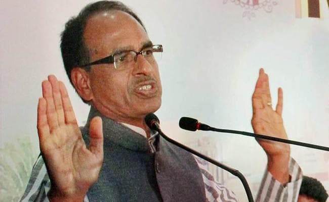 मध्य प्रदेश : शिवराज सिंह चौहान ने कर्मचारियों  को दिया तोहफा, रिटायरमेंट का एज 62 साल...!