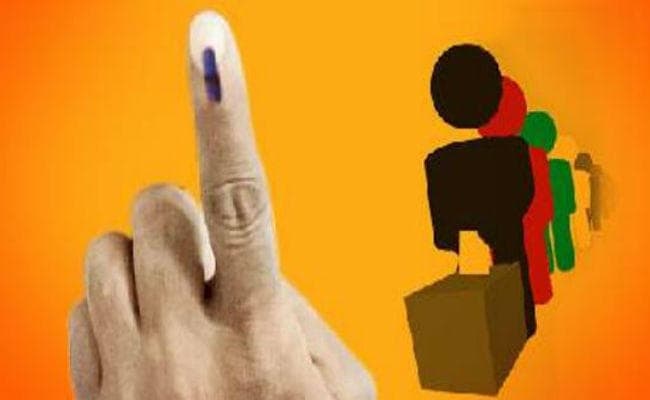 झारखंड नगर निगम चुनाव : 22 के बबुआ को टक्कर देंगे 72 के बुजुर्ग