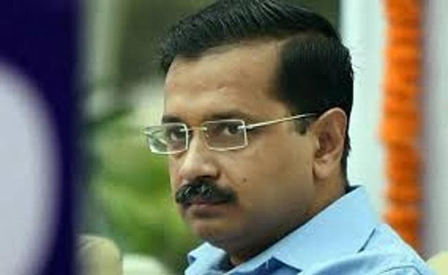 अन्ना का आंदोलन देख डर गये केजरीवाल! सीलिंग के मुद्दे पर अब नहीं करेंगे अनशन, व्यापारियों ने मांगा इस्तीफा