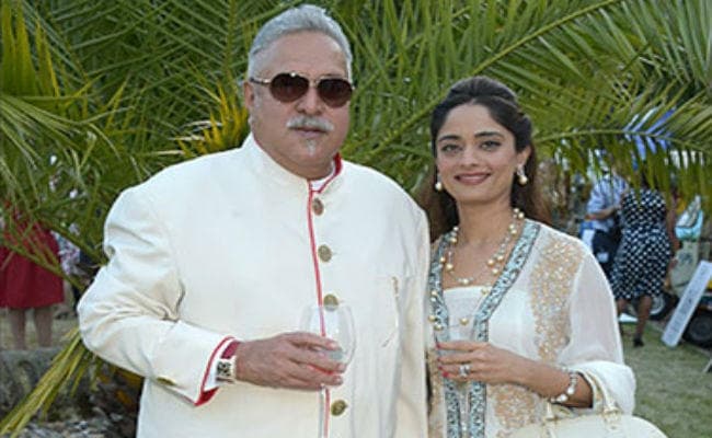 30 साल छोटी गर्लफ्रेंड से शादी करेंगे विजय माल्या, शामिल होंगी तीन अभिनेत्रियां