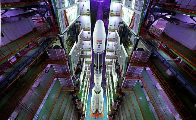 उपग्रह जीसैट-6 ए के साथ संपर्क टूटा, संपर्क स्थापित करने का प्रयास जारी : इसरो