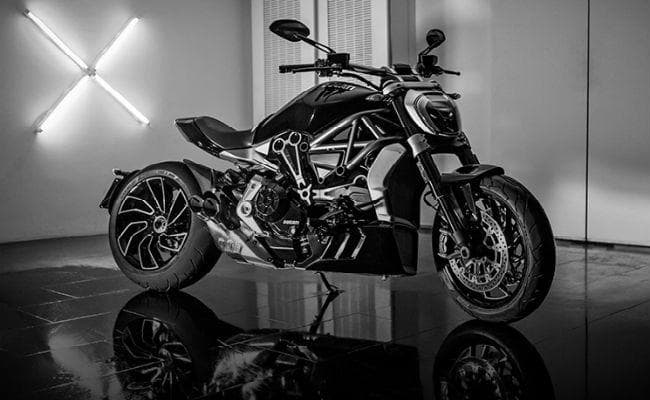 इटली की सुपरबाइक कंपनी Ducati इस साल भारत में उतारेगी चार मॉडल, जानें कीमत...!
