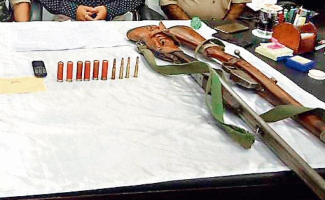 झारखंड : कर्रा में पीएलएफआइ के पांच उग्रवादी गिरफ्तार, इस दस्‍ते जुड़े थे ये लोग, जानें क्‍या हुआ बरामद