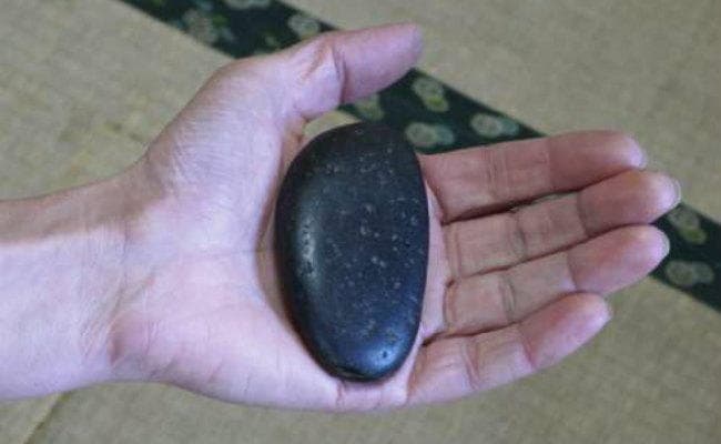 गोरा बनाने के लिए मां ने 5 साल के बच्‍चे को पत्‍थर से घिसा, चाइल्‍ड लाइन ने कराया मुक्‍त