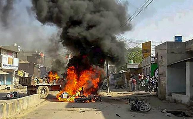 राजस्थान में भारत बंद के दूसरे दिन भी कई इलाकों में तनाव-हिंसा, दो दलित नेताओं के घर फूंके