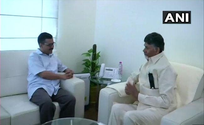 चंद्रबाबू नायडू और केजरीवाल की हुई मुलाकात, राजनीतिक गलियारे में हलचल तेज
