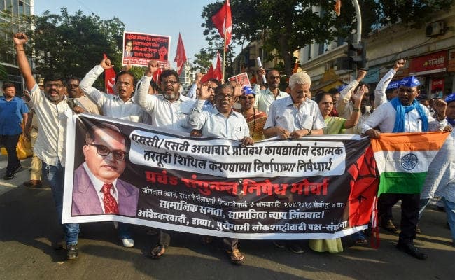 लोकसभा की 131 आरक्षित सीटों और 17 प्रतिशत दलित मतदाताओं सभी दलों की है नजर