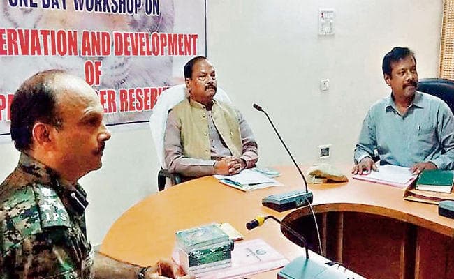 झारखंड :मंडल डैम के पुनर्वासित लोगों को दिया जायेगा विशेष पैकेज, बूढ़ा पहाड़ होगा नक्सल मुक्त : रघुवर