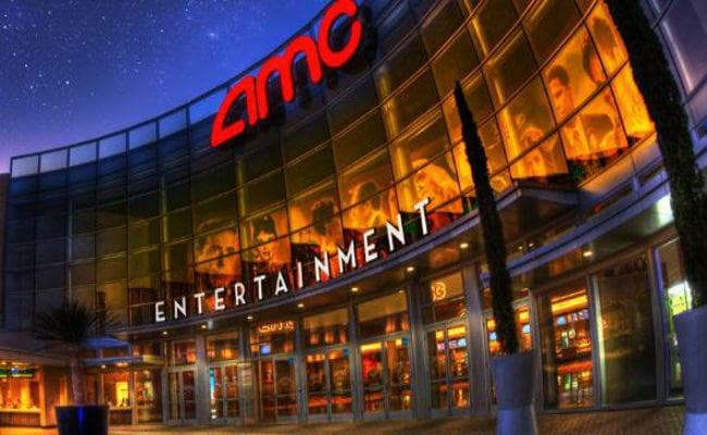 35 साल बाद सऊदी अरब में खुलेगा सिनेमा हॉल, शहजादे सलमान ला रहे हैं बदलाव