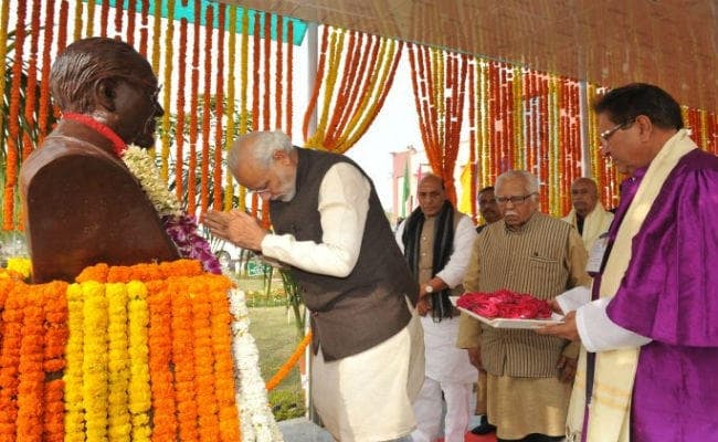 बाबा साहेब भीमराव आंबेडकर : आखिर अब कैसे राजनीतिक विमर्श के केंद्र में आये?