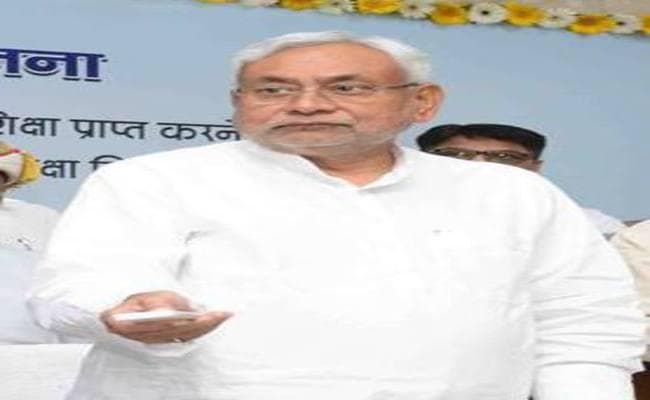 बिहार : सासाराम में सीएम नीतीश ने किया सोलर कुकर से खाना बनाने की योजना का शुभारंभ