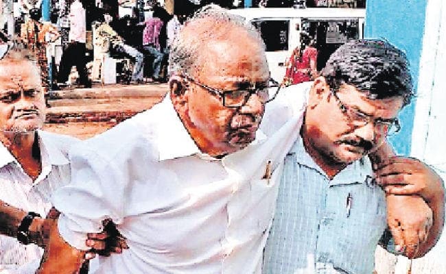 बंगाल : पूर्व सांसद बासुदेव आचार्य पर हमला, भाजपा नेताओं को पीटा