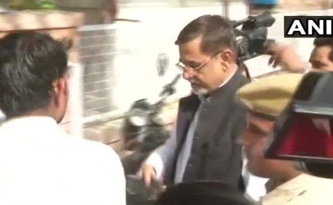 सलमान खान की जमानत याचिका पर सुनवाई कर रहे जज का तबादला, लेकिन 7 दिन तक...