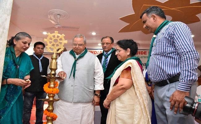 राष्ट्र के प्रति समर्पित नौजवान ही असल दौलत : राज्यपाल