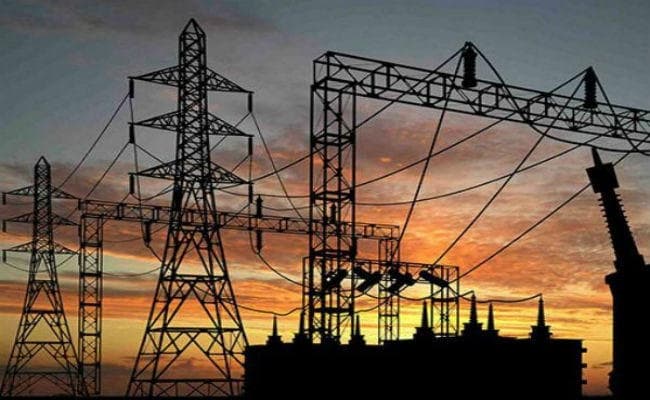 बिजलीघरों में कोयले की भारी कमी, गर्मियों में बढ़ सकते हैं बिजली के दाम