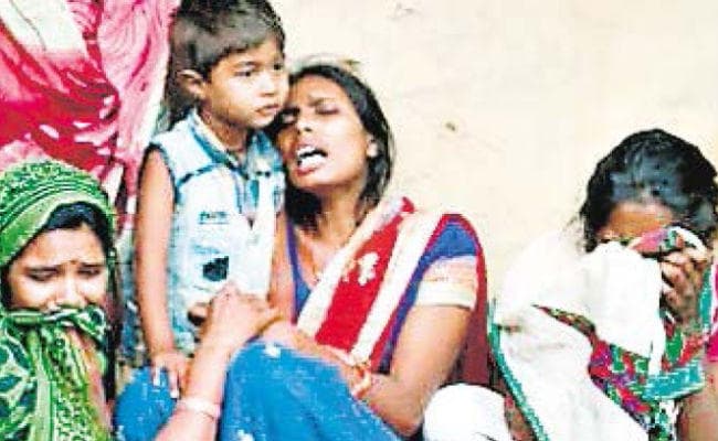 झारखंड : स्वास्थ्य मंत्री के गृह जिले में टीका लगाने के बाद चली गयी 4 बच्चों की जान, 4 बीमार, जानें क्या हो सकता है कारण