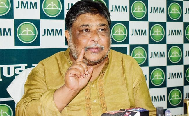 झारखंड : आयोग का दोहरा मापदंड, सरकारी दल को छूट, विपक्ष पर कार्रवाई : झामुमो