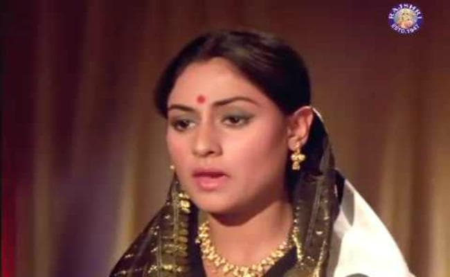 जन्मदिन पर विशेष : जया बच्चन ने अपनी सादगी और अभिनय से जीता लोगों का दिल, जानिए उनसे जुड़ी कुछ खास बातें