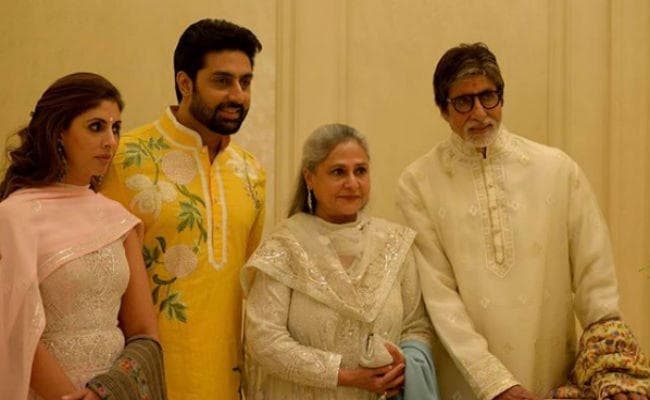 पत्‍नी जया बच्‍चन के बर्थडे पर भावुक हुए बिग बी, लिखा- कार्ड पर हाथ से प्यार से लिखी इबारत...