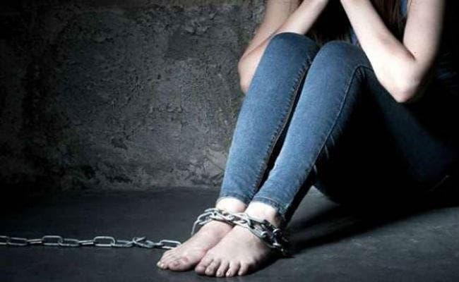 झारखंड : दो साल से कमरे में कैद थी मां-बेटी, पुलिस ने भिजवाया रिनपास, जानें पूरा मामला