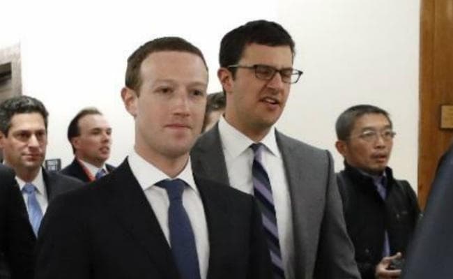 जींस-टीशर्ट छोड़, सूट पहनकर माफी मांगने अमेरिकी संसद पहुंचे मार्क जुकरबर्ग कहा, यह मेरी गलती थी, माफ करें