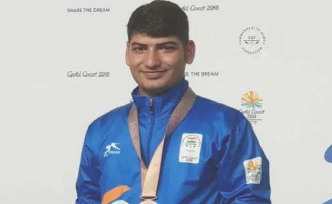 राष्ट्रमंडल खेल: युवा निशानेबाज मिठारवाल ने दूसरा कांस्य जीता