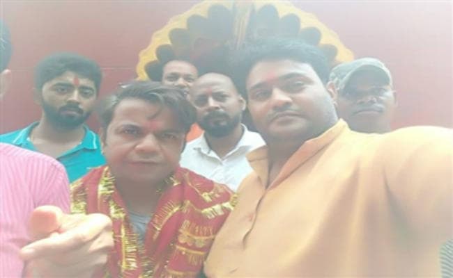 बॉलीवुड अभिनेता राजपाल यादव पहुंचे रजरप्पा, कहा- मनमोहक है यहां की वादियां