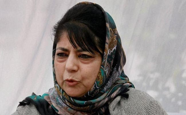 बच्चियों के साथ बलात्कार पर फिर उबला देश का गुस्सा, मौत की सजा का कानून बनायेंगी महबूबा