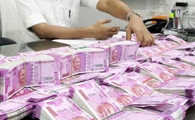 Black money के खिलाफ कार्रवार्इ : चुपके से देश के बाहर पैसा भेजना अब नहीं होगा आसान, जानते हैं क्यों...?