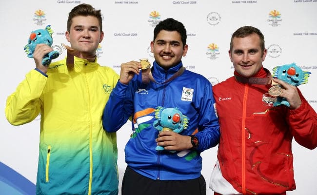 कॉमनवेल्थ के सबसे कम उम्र के स्वर्ण विजेता अनीश भानवाला को परीक्षा का सता रहा है डर