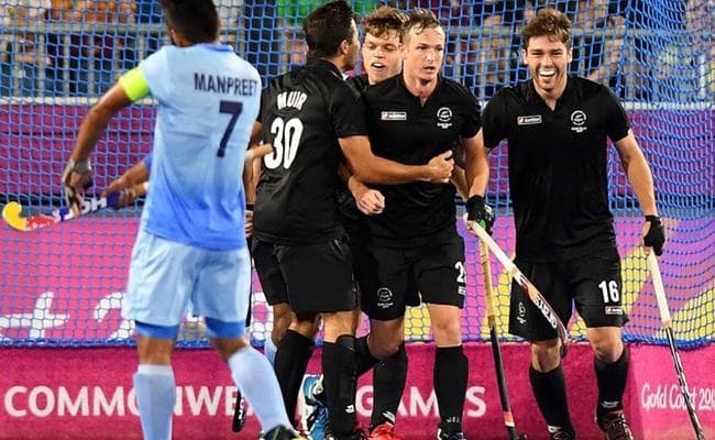 CWG 2018 : पुरुष हाॅकी टीम भी स्वर्ण की दौड़ से बाहर, सेमीफाइनल में न्यूजीलैंड से हारी