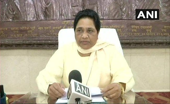 मायावती ने साधा भाजपा पर निशाना, बाबा साहेब से जुड़ी जगहों को स्मारक बनाने से दलितों का नहीं होगा विकास