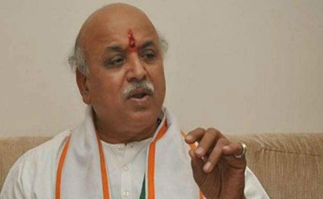 विहिप का अध्यक्ष पद जाने के बाद बोले तोगड़िया, मैं तब भी दहाड़ता था, अभी भी दहाड़ रहा हूं