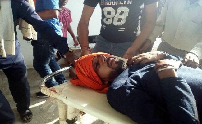 गोमिया : छिलका पुल में सड़क हादसा, दो की मौत, चार घायल