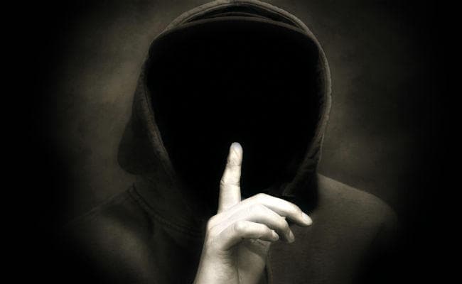 जीवित पति को पत्नी ने ही बना दिया स्वर्गीय, ....जानें क्यों ?