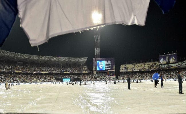 मुंबई में आईपीएल के दौरान महिला से छेड़छाड़, व्यक्ति गिरफ्तार