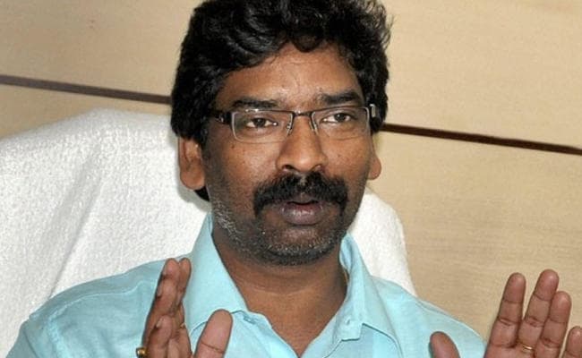 Jharkhand : हेमंत का सरकार पर बड़ा आरोप, अधिकारियों की मदद से फर्जी वोटिंग करा रही है सरकार